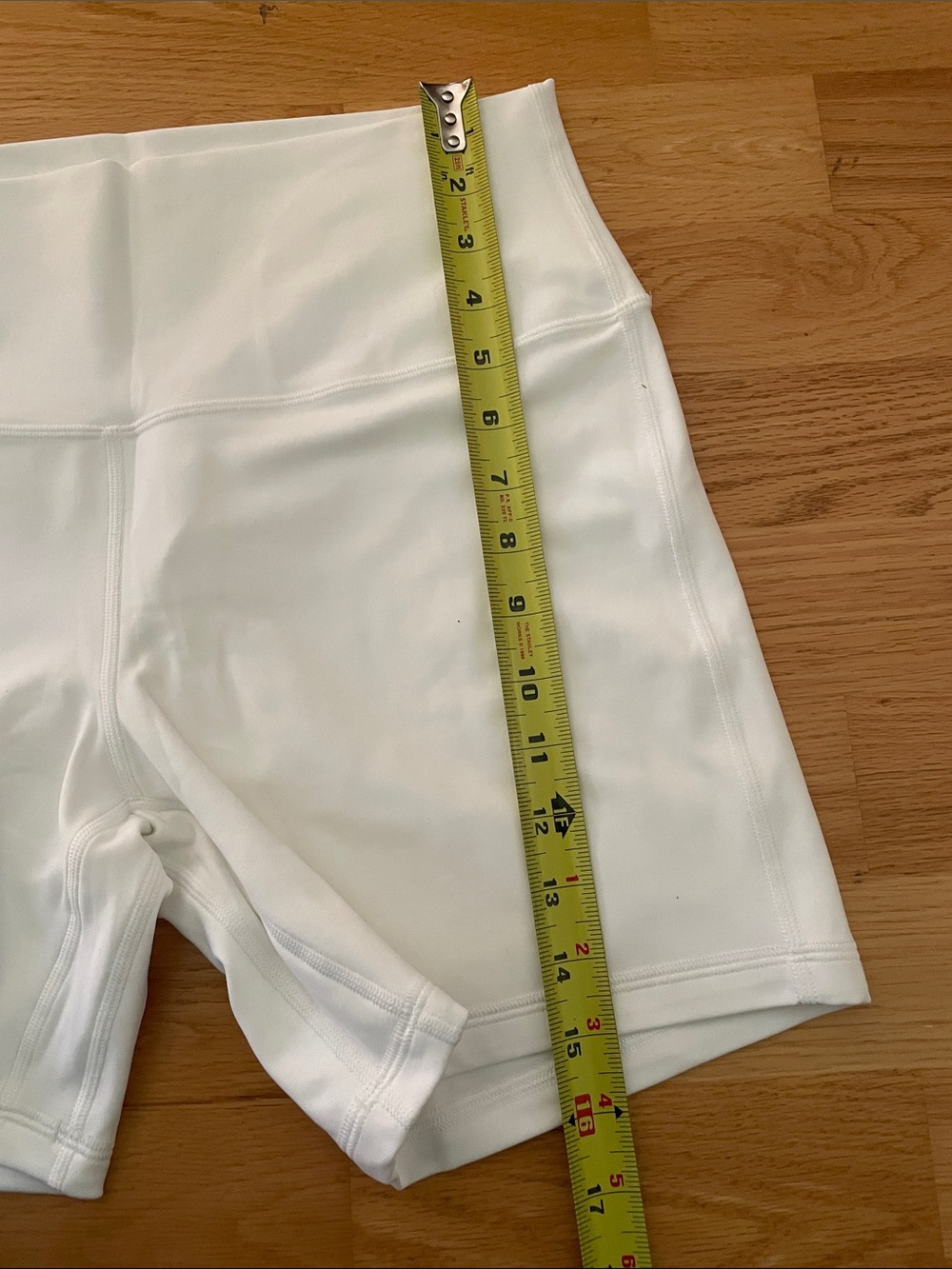 lululemon athletica White Shorts - Picture 4 of 7